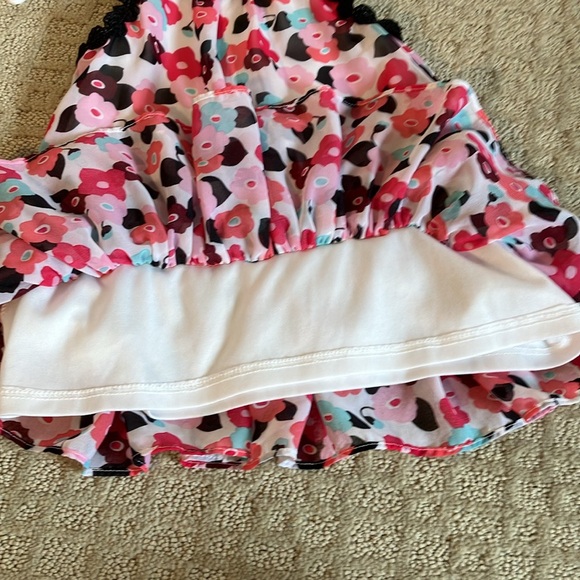 Fabulous Kate Spade ♠️ 12 month floral dress with black flower trim - Picture 5 of 8